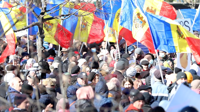 Информационный фильтр: как Запад планирует поддерживать руководство Молдавии