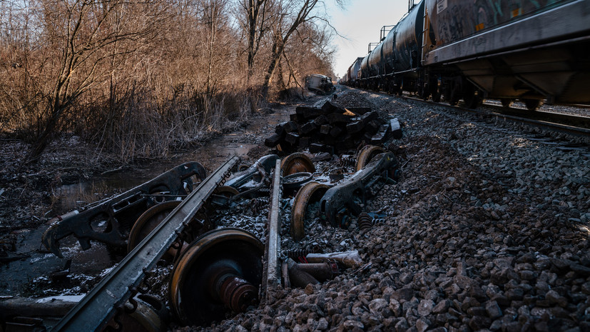 NYT: перевозивший опасные вещества грузовой поезд сошёл с рельсов в Аризоне