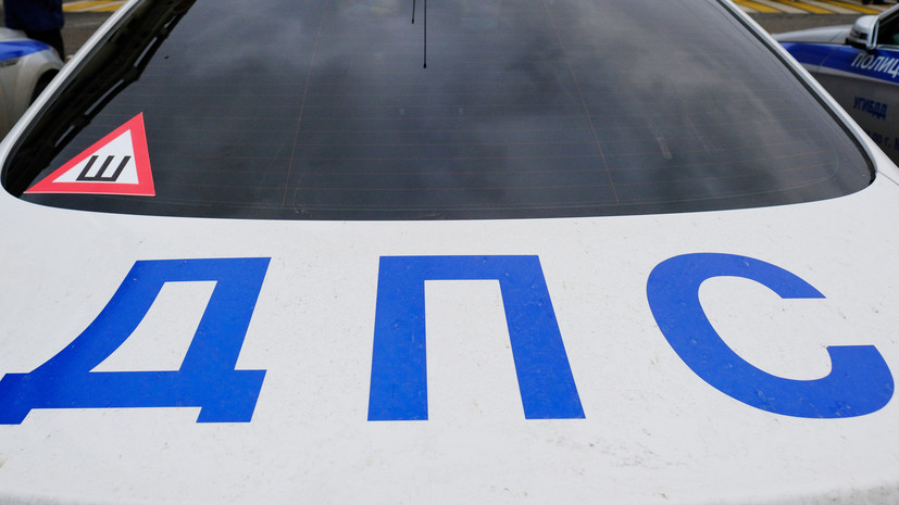 ТАСС: автомобиль Генпрокуратуры попал в аварию на Кутузовском проспекте в Москве