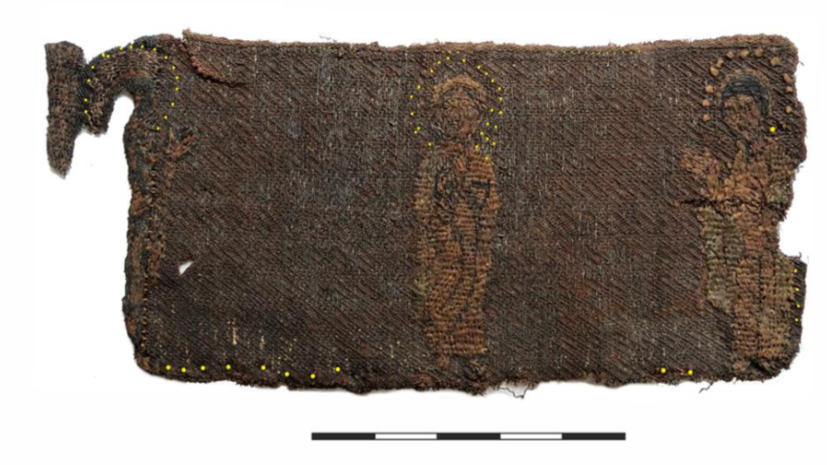 Уникальная вышивка: российские археологи изучили древние фрагменты ткани с иконическим изображением